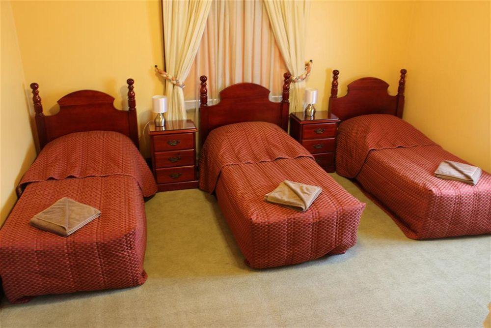 Warwick Settlers Inn Dış mekan fotoğraf