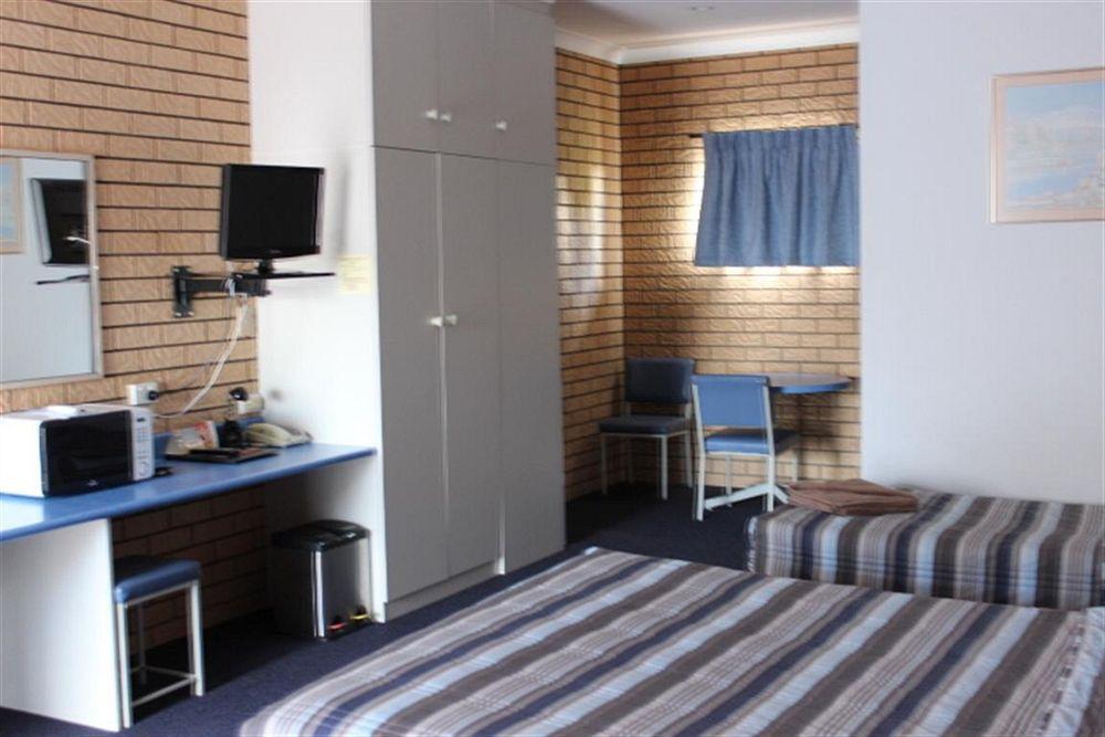 Warwick Settlers Inn Dış mekan fotoğraf