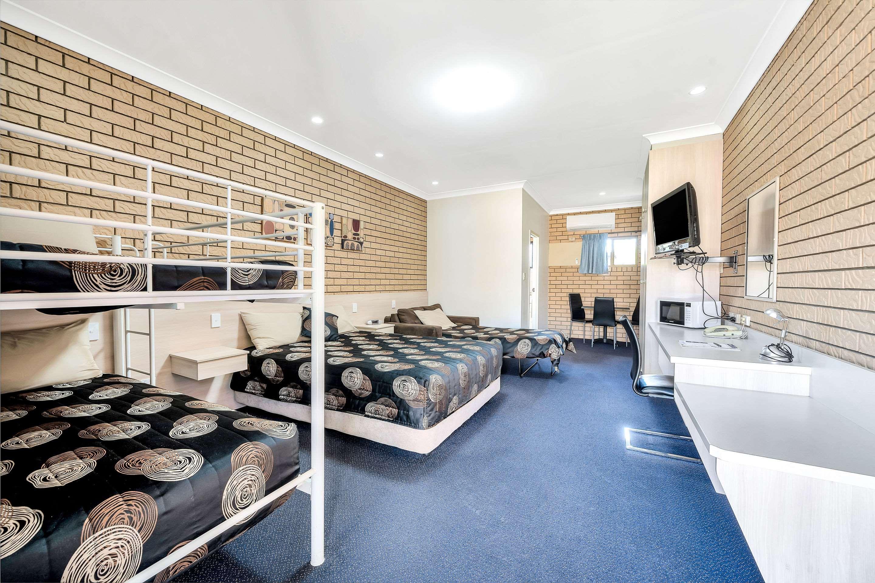 Warwick Settlers Inn Dış mekan fotoğraf