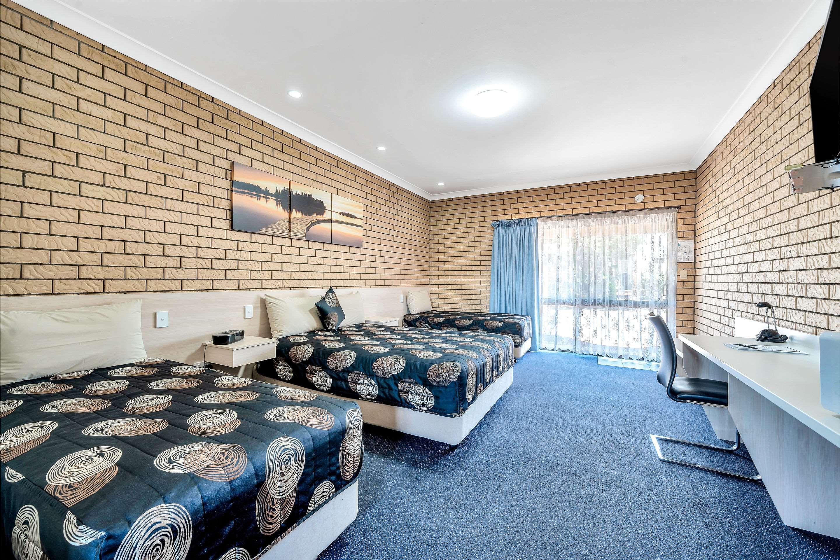 Warwick Settlers Inn Dış mekan fotoğraf
